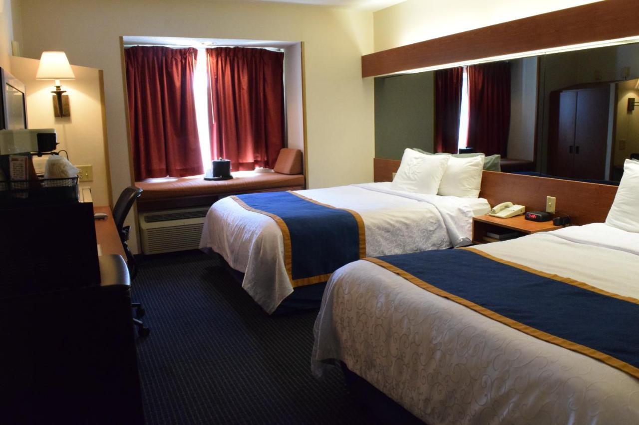 Inn At The Finger Lakes Оберн Екстер'єр фото
